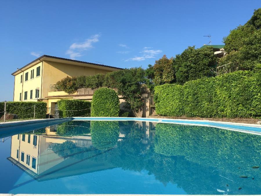 La Villa Degli Ulivi Soiano del Lago Kültér fotó